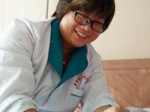 歹徙给警花注射强烈催乳记(歹徙给警花注射强烈催乳记：女性自卫需知)