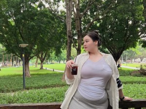 浓毛 BBWBBWBBW，为什么它如此受欢迎？如何选择适合自己的浓毛 BBWBBWBBW？